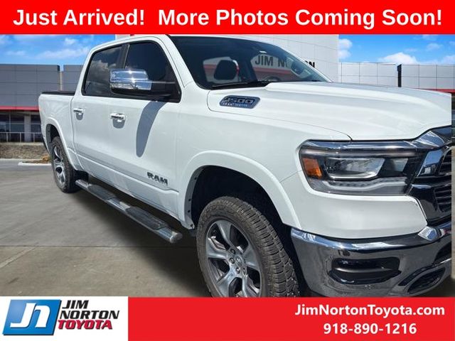 2022 RAM 1500 Laramie 4x4 Crew Cab 5'7's photo
