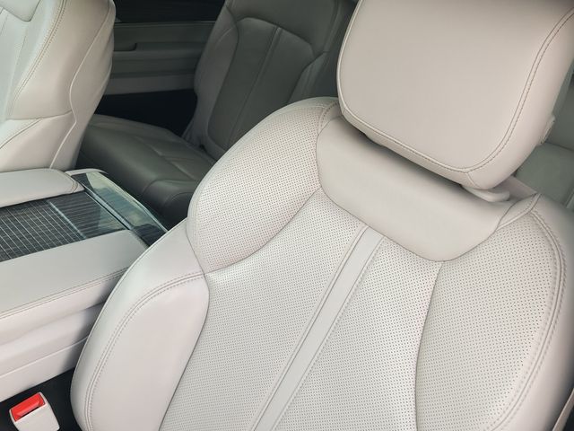 2022 Jeep Wagoneer Series III White at Emmons Autoplex