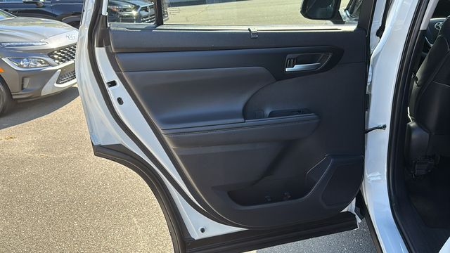 Used 2026 Toyota Highlander SUV