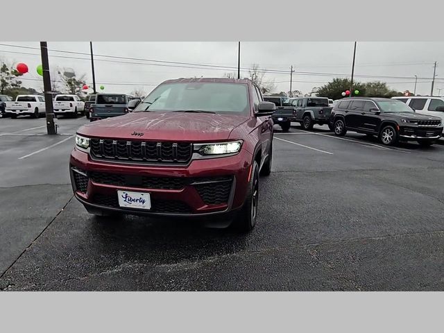 2026 Jeep Grand Cherokee Altitude 4x4