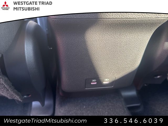 MitsubishiOutlander Sport26