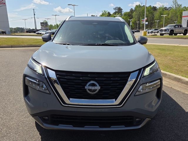 Used 2022 Gray Nissan SL image 2