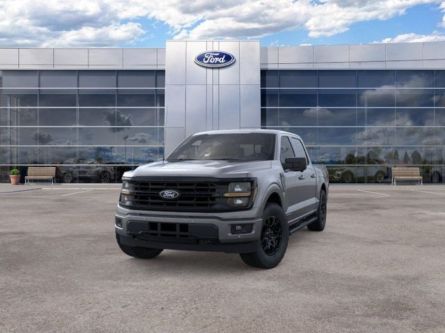 New 2026 Carbonized Gray Metallic Ford XLT image 2