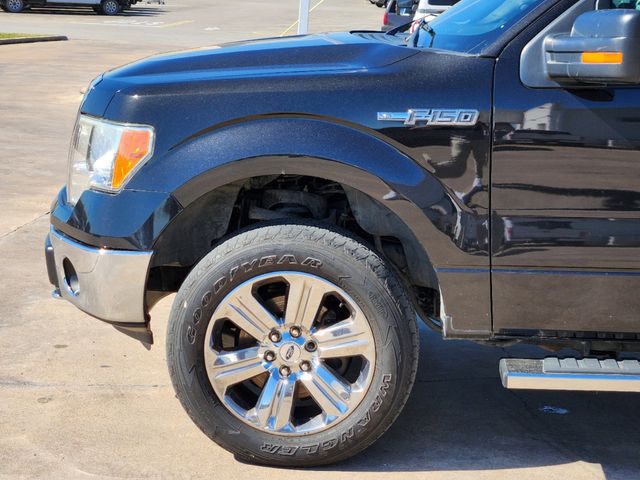 2014 Tuxedo Black Metallic Ford F-150 XLT 4X4 Truck