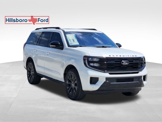 2025 White Ford Expedition Platinum 4X4 SUV
