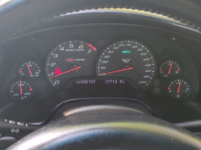 Used 2001 Red Chevrolet Z06 image 19