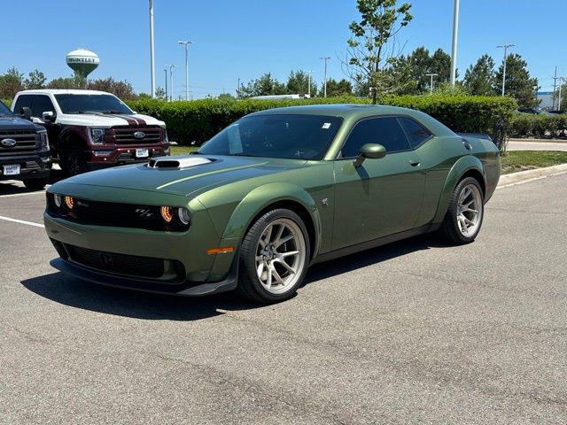 F8 Green 2023 Dodge Challenger R/T Scat Pack Widebody RWD Coupe Rear-Wheel Drive 8-Speed Automatic