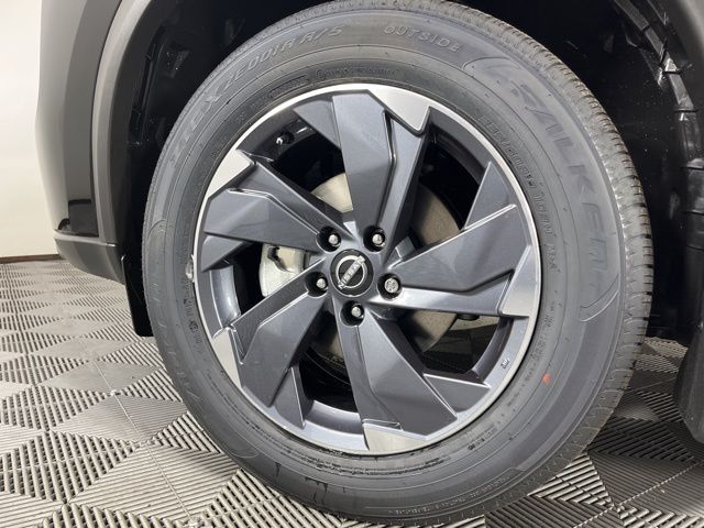 2025 Super Black Nissan Rogue SV FWD SUV