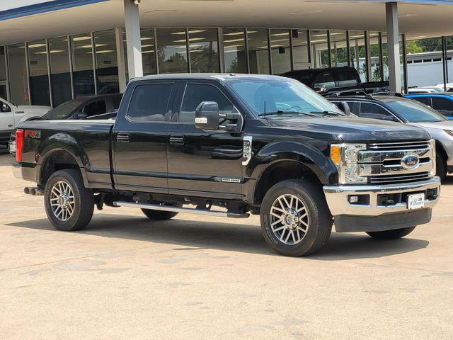 2017 Ford F-250 Super Duty Lariat Crew Cab 4WD
