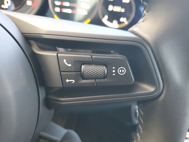 Used 2024  Porsche GT3 image 24