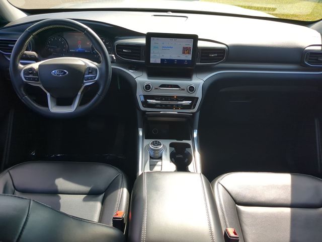 Used 2022 Silver Ford XLT image 28