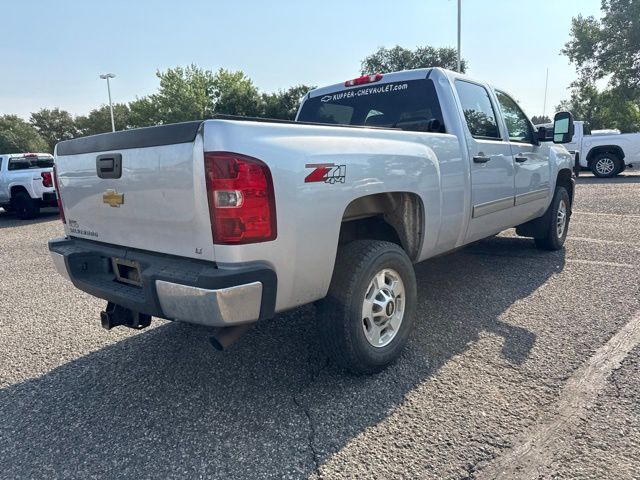 2013 Silver Ice Metallic Chevrolet Silverado 2500HD LT 4X4 Truck
