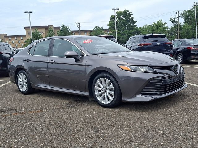 Predawn Gray Mica 2019 Toyota Camry Sedan Front-Wheel Drive 8-Speed Automatic