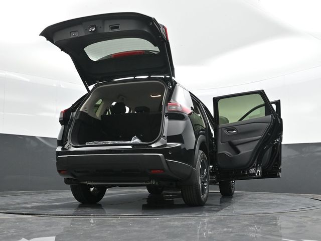 2024 Nissan Rogue SV 43