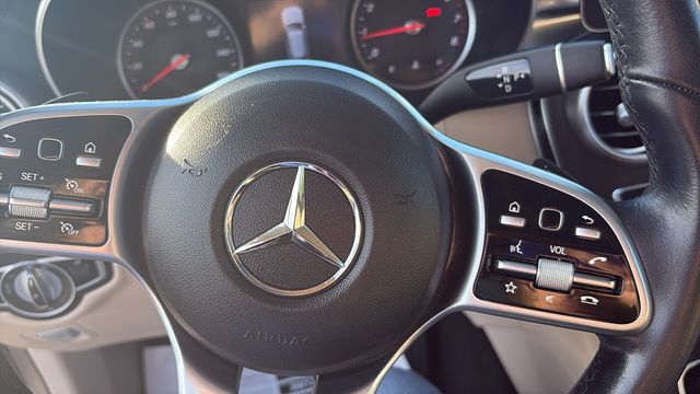 2022 Mercedes-Benz GLC GLC300 - Photo 17