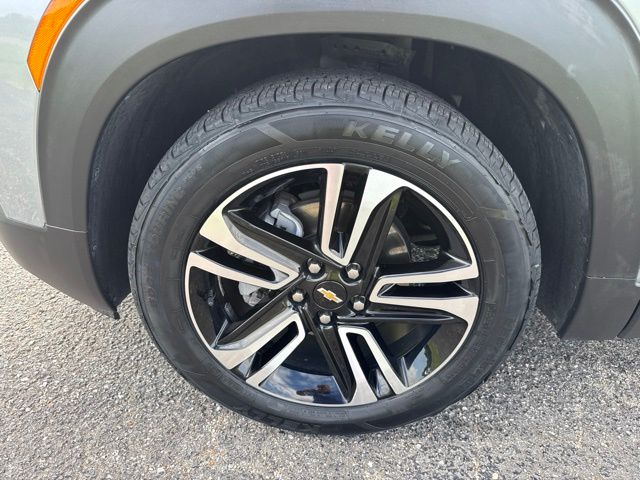 2023 Chevrolet TrailBlazer LT - Image 5