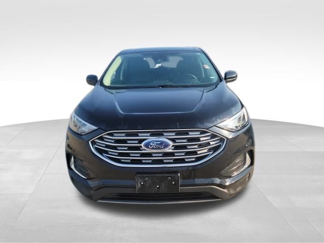 2022 Ford Edge SEL 2