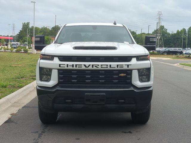 Used 2023 White Chevrolet Custom image 16