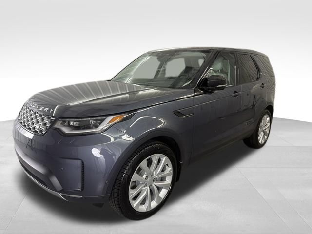 Varesine Blue Metallic 2026 Land Rover Discovery P300 S AWD SUV / Crossover All-Wheel Drive 8-Speed Automatic