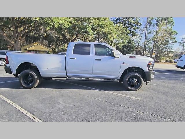 2026 Ram 3500 Tradesman Crew Cab 4x4 8' Box