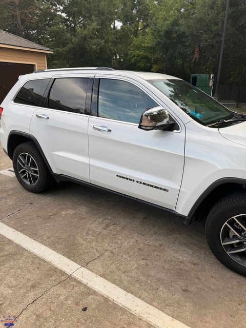 Bright White Clearcoat 2019 Jeep Grand Cherokee SUV / Crossover Four-Wheel Drive 8-Speed Automatic