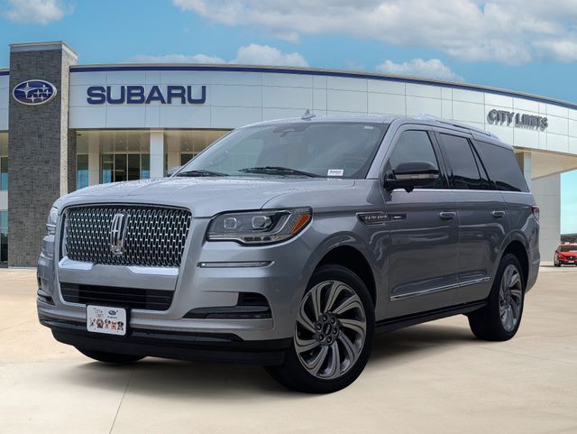 Radiance Metallic 2022 Lincoln Navigator Reserve 4WD SUV / Crossover Four-Wheel Drive Automatic