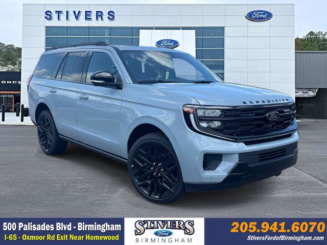 Glacier Gray Metallic Tri-Coat 2026 Ford Expedition SUV / Crossover Four-Wheel Drive Automatic