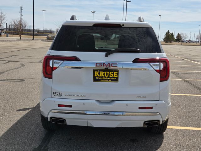 2023 GMC Acadia AWD Denali