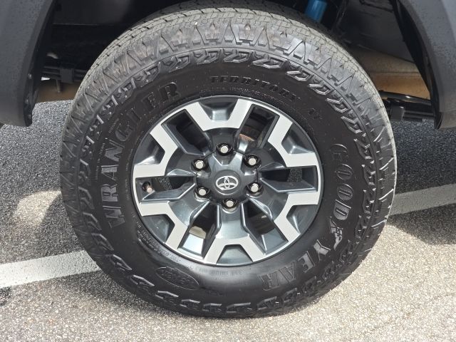 2023 Toyota Tacoma TRD Off-Road:45020A