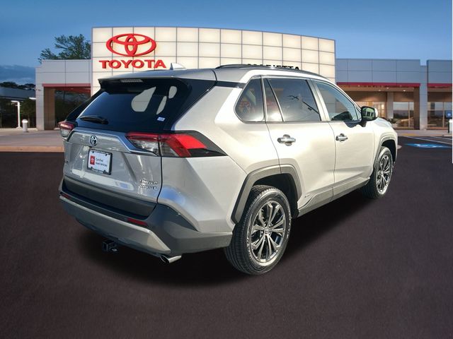 2023 Toyota RAV4 Hybrid Limited 31