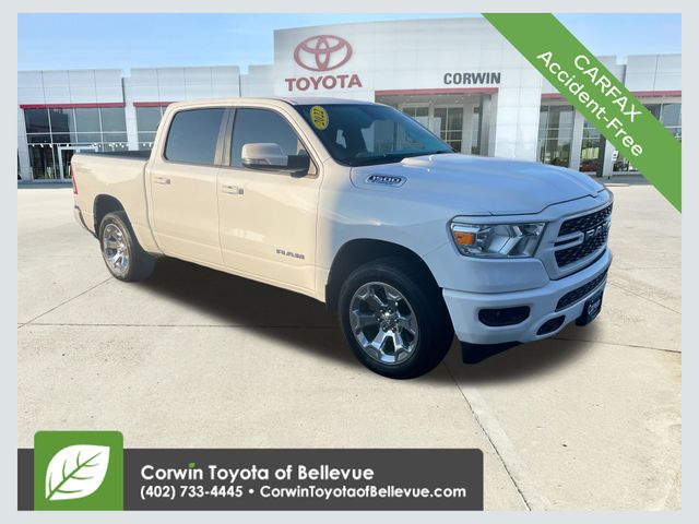 Bright White Clearcoat 2022 RAM 1500 Pickup Truck Four-Wheel Drive 8-Speed Automatic