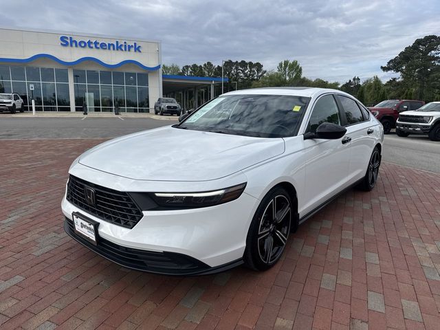 White 2024 Honda Accord Hybrid Sport FWD Sedan Front-Wheel Drive Continuously Variable Transmission
