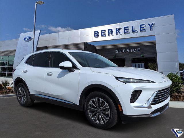 Iridescent White Tricoat 2025 Buick Envision Preferred AWD SUV / Crossover All-Wheel Drive 9-Speed Automatic