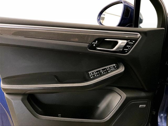 2023 Porsche Macan   at Audi Porsche Sewickley