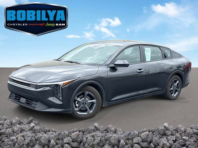 Interstellar Gray 2025 Kia K4 LXS FWD Sedan Front-Wheel Drive Continuously Variable Transmission