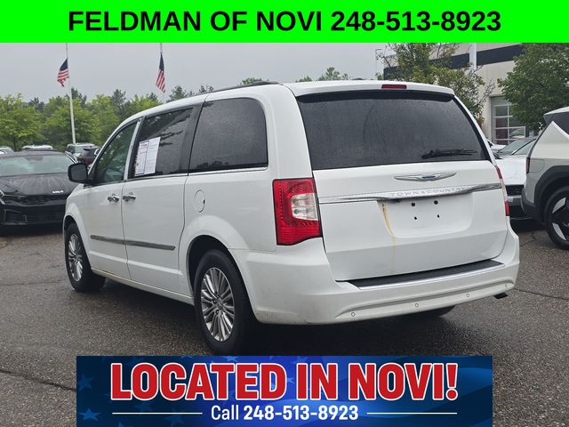 Used 2014 Chrysler Town & Country For Sale in Livonia, MI