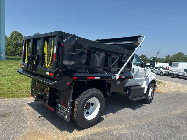2025 Ford F-650 Super Duty 