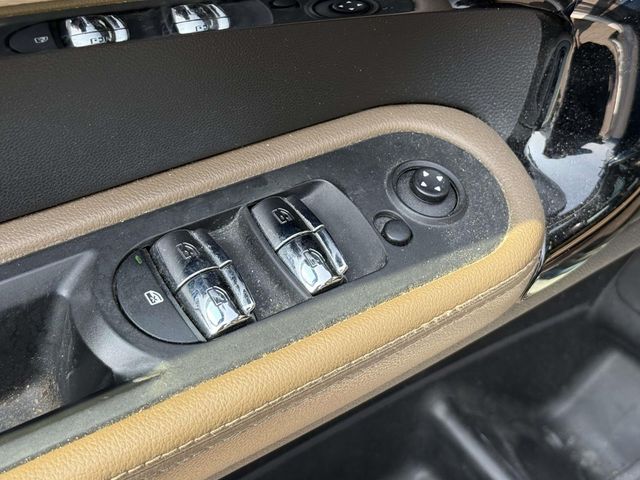 Used 2017 Blue MINI Base image 27