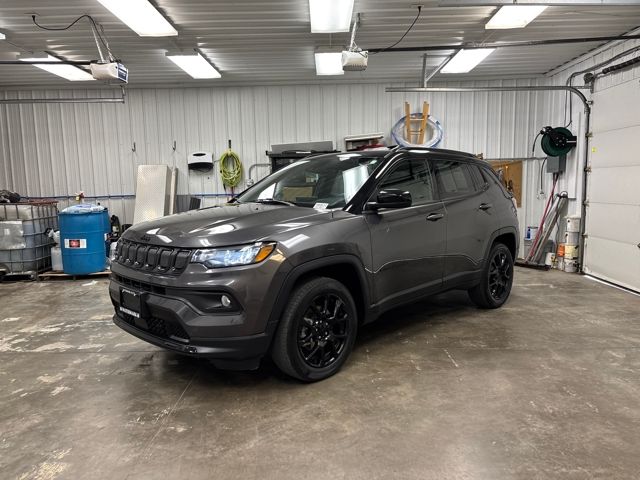 2022 Jeep Compass Altitude 4WD