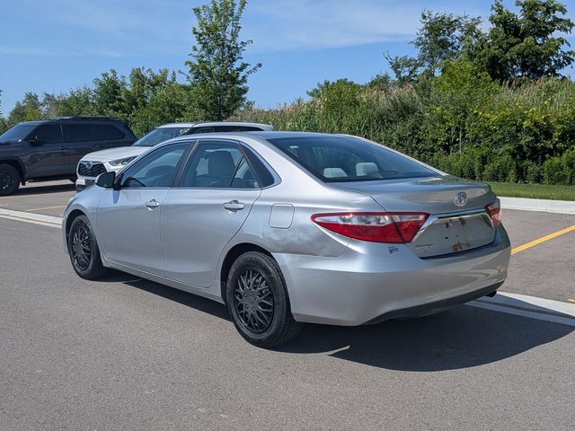 2015 Toyota Camry - Image 3