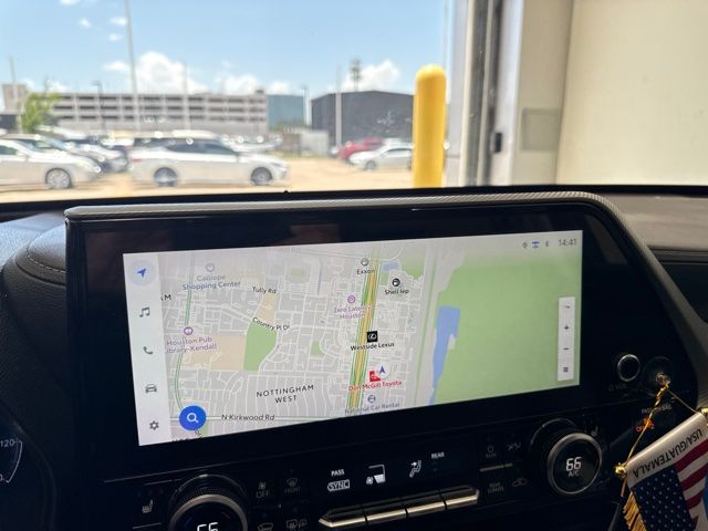 2025 Toyota Highlander Hybrid Platinum  at Toyota of Victoria
