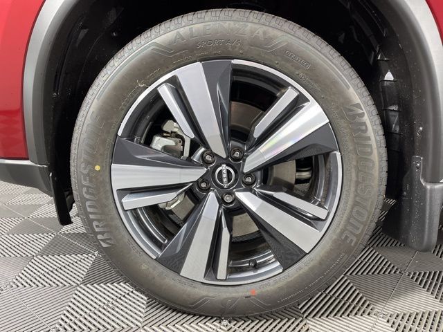 2025 Scarlet Ember Tintcoat Nissan Rogue SL FWD SUV
