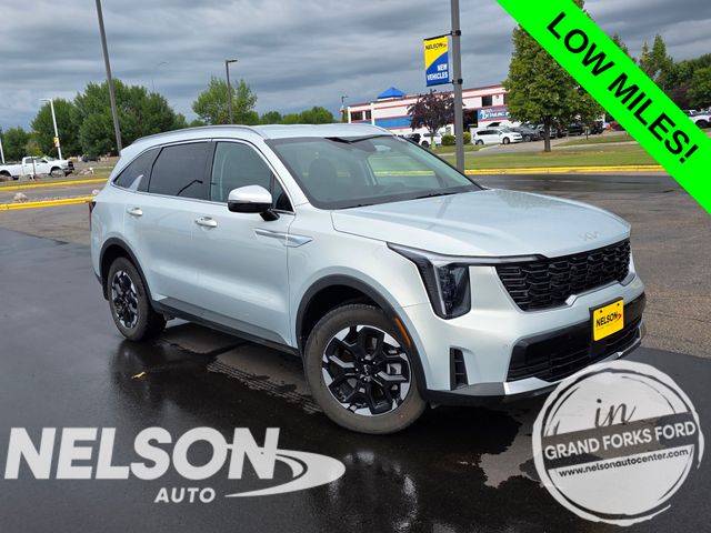 White (Ivory Silver) 2026 Kia Sorento SUV / Crossover All-Wheel Drive 8-Speed Automatic
