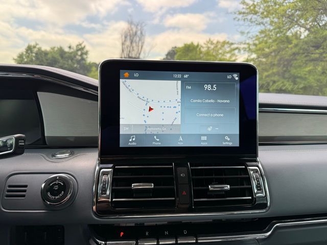 2019 Lincoln Navigator Black Label photo