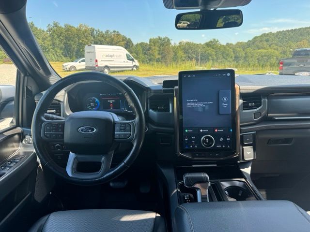 Used 2022 Blue Ford Lariat image 22