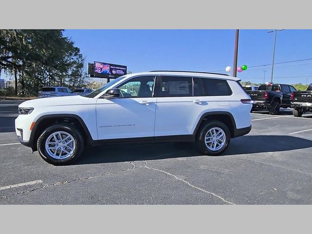 2026 Jeep Grand Cherokee L Laredo 4x2