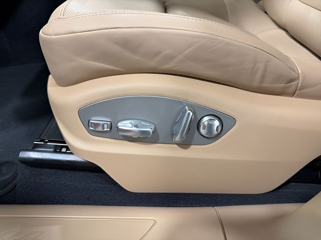 2025 Porsche Macan Base - Photo 13