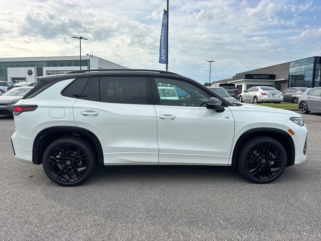 New 2026 White Volkswagen 2.0T SE R-Line Black image 6