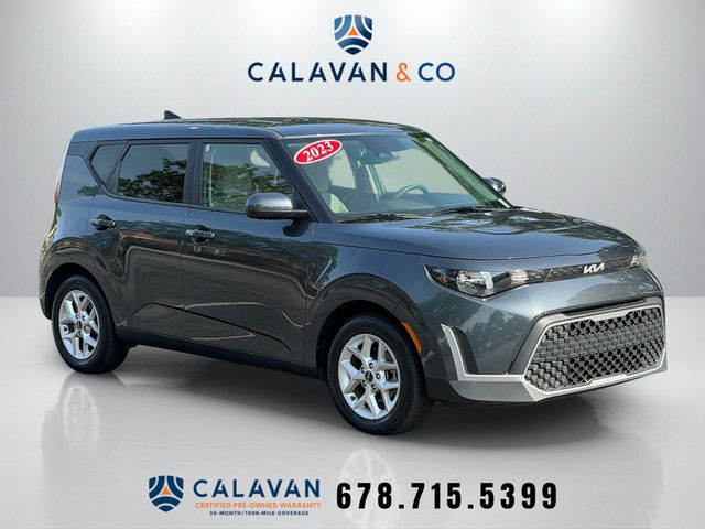 Gravity Gray 2023 Kia Soul SUV / Crossover Front-Wheel Drive Continuously Variable Transmission