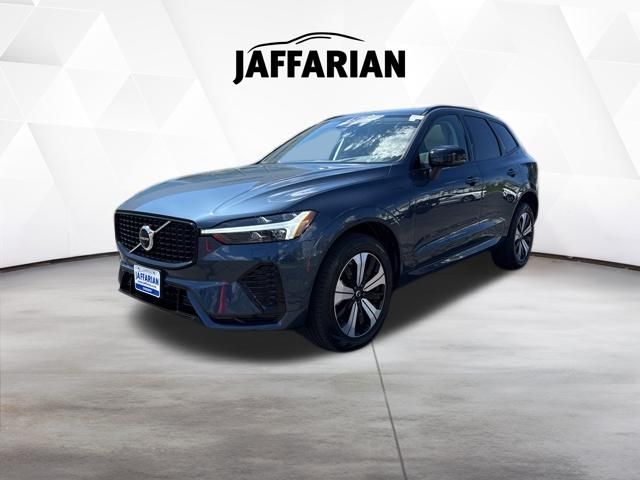 Denim Blue Metallic 2025 Volvo XC60 Recharge T8 Plus Dark Theme eAWD SUV / Crossover All-Wheel Drive Automatic